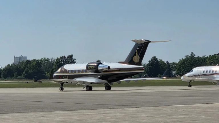 Kid Rock faces backlash after private jet with shocking feature is spotted at airport: ‘Money cannot buy class’