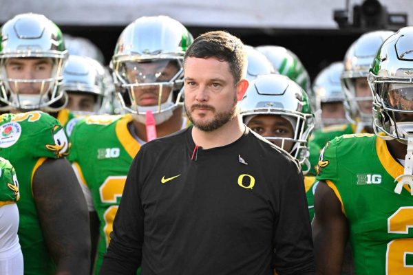 Saturday Night Five: Oregon escapes on a wild day as USC and Washington whiff in big games, Arizona stumbles