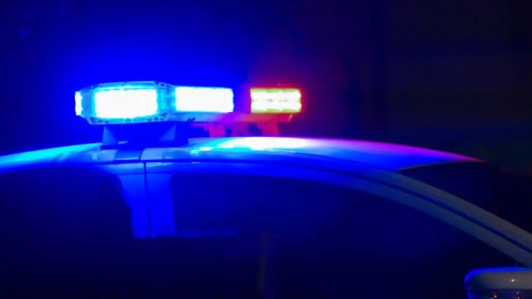 Suspects sought after smash-and-grab San Jose jewelry store robbery