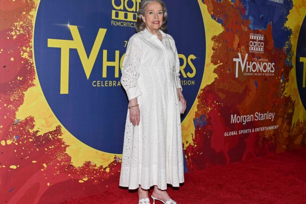 Kathy Bates Blasts Critics Of Her 100-Pound Weight Loss