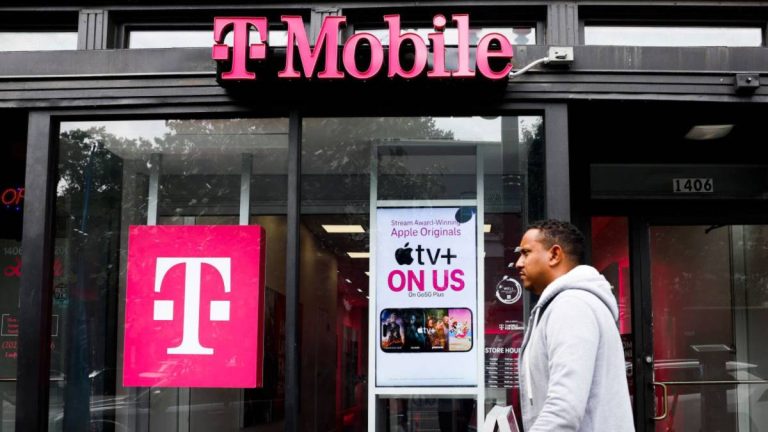 T-Mobile suffers massive boycott from customers