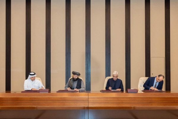 Pakistan and Afghanistan agree to immediate ceasefire after peace talks in Doha