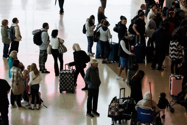 Kristi Noem PSA blaming Democrats for shutdown not playing at Bay Area airports