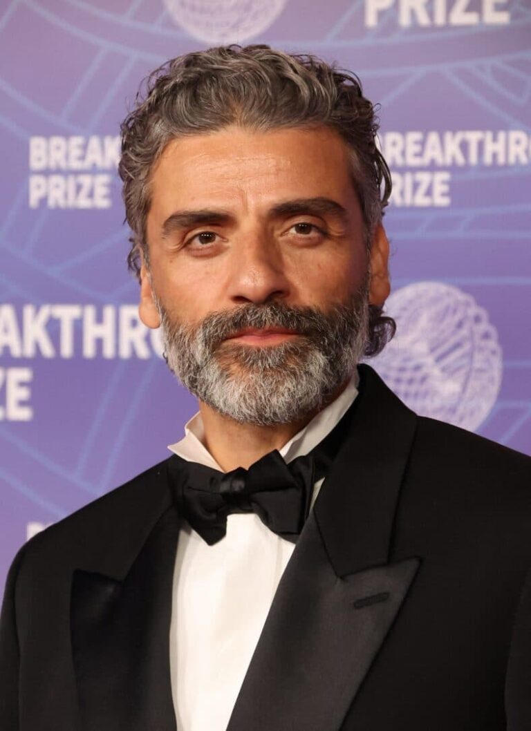 Oscar Isaac Says One Moment in Beef Made His Decision Easy